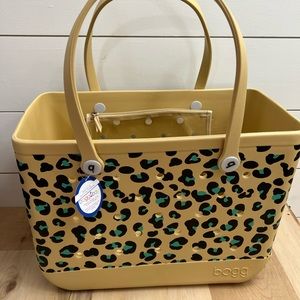 Bogg Bag LARGE -TURQUOISE Leopard NEW WITH TAGS